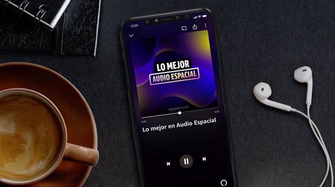 Un dispositivo con la aplicación de Amazon Music Unlimited