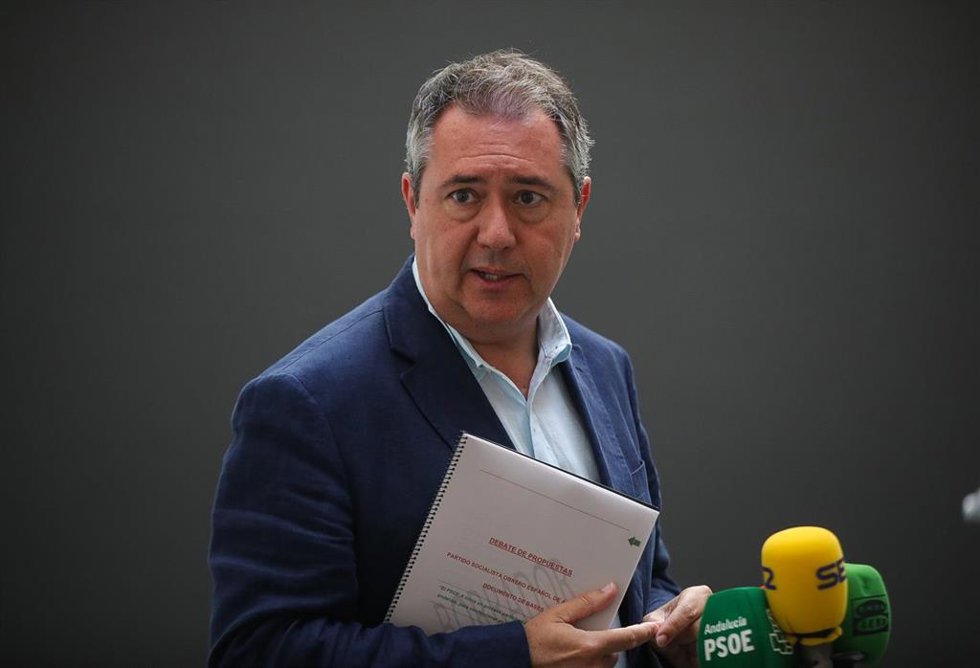 Archivo - El alcalde de Sevilla, Juan Espadas, en una imagen de archivo