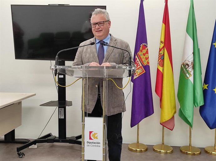 El portavoz del PSOE en la Diputación de Córdoba, Esteban Morales.