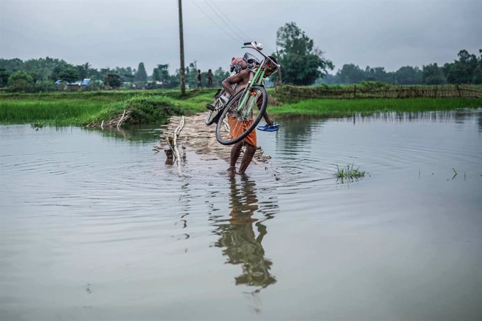 Archivo - Imagen de archivo de inundaciones en Nepal.