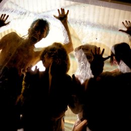 Archivo - Sobrevive a la Zombie Night: matar o sobrevivir