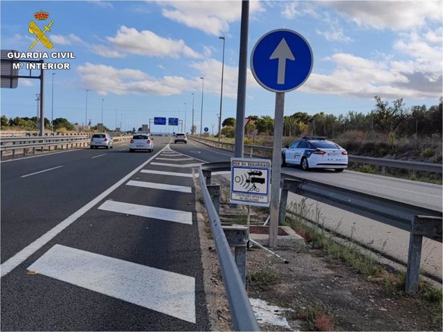 La Guardia Civil investiga a un conductor de 21 años por circular a 191 km/h en Elche