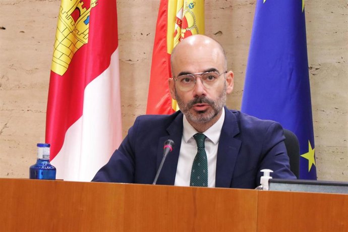 El director general de Recursos Humanos del Sescam, Íñigo Cortázar