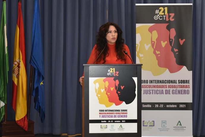 La consejera de Igualdad, Políticas Sociales y Conciliación, Rocío Ruiz, en la inauguración del Foro Internacional de Masculinidades Igualitarias y Justicia de Género