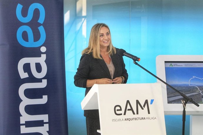 La consejera de Fomento, Marifrán Carazo.