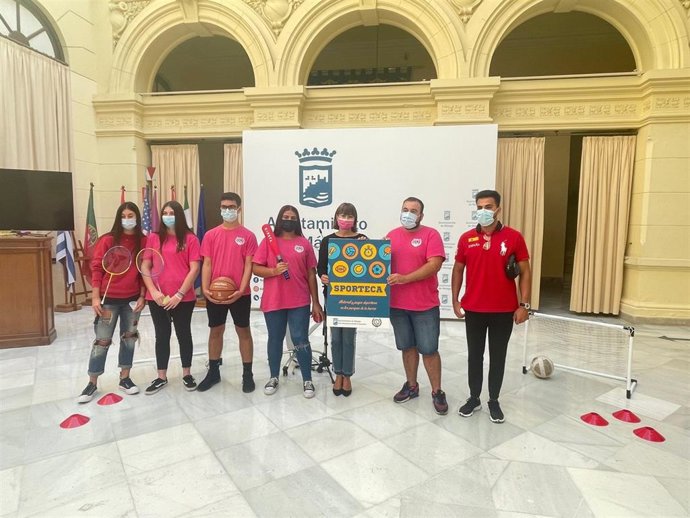 El proyecto Sporteca impulsa la práctica del ejercicio físico en el distrito de Campanillas