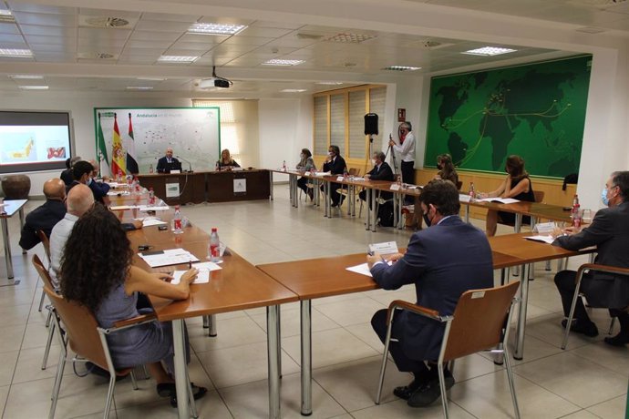 La Junta presenta al embajador de Emiratos Árabes el potencial de Andalucía como destino de inversión