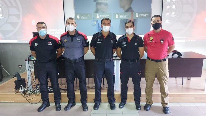 La Ertzaintza participa en Canarias en unas jornadas técnicas sobre el uso de dispositivos eléctricos de control