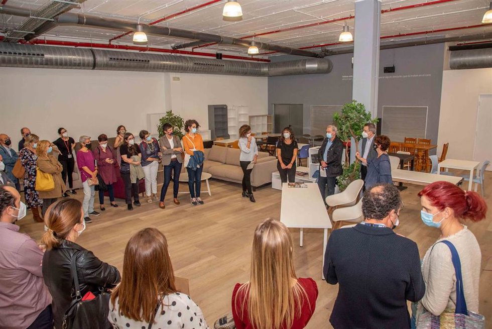 Acto de la firma del acuerdo entre Ikea, Formació i Treball y Cáritas Valls