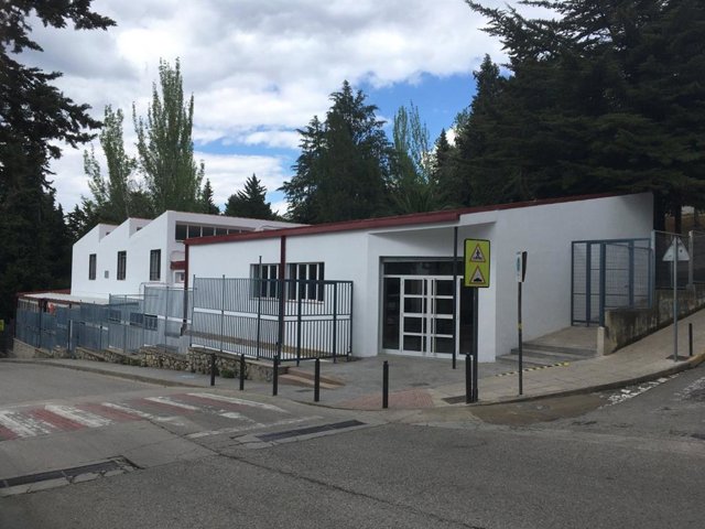 IES CASTILLO DE LA YEDRA