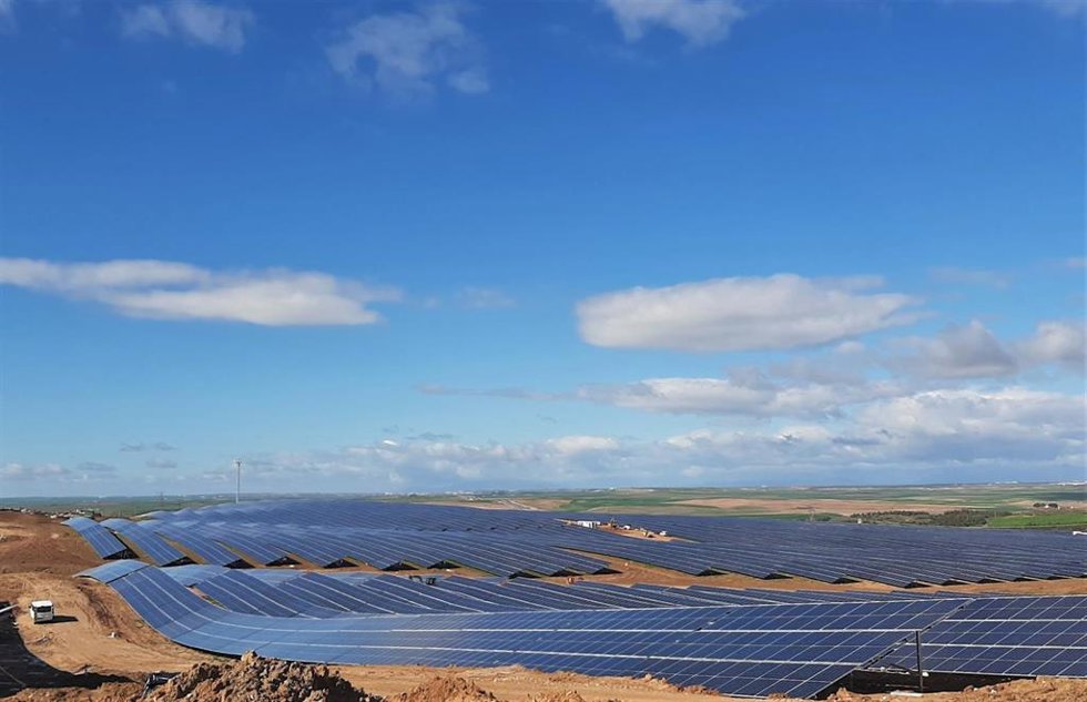 Archivo - Imagen de archivo de una planta fotovoltaica