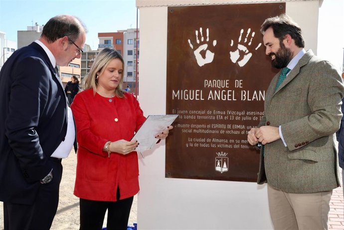 Archivo - Inaugurado en Almansa (Albacete) el parque en memoria a Miguel Ángel Blanco