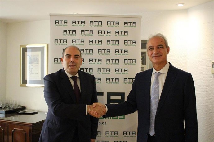 Se han reunido Lorenzo Amor, presidente de ATA y Ricardo Gabaldón, presidente del Consejo de Colegios de Graduados Sociales para marcar las líneas estratégicas de la alianza.