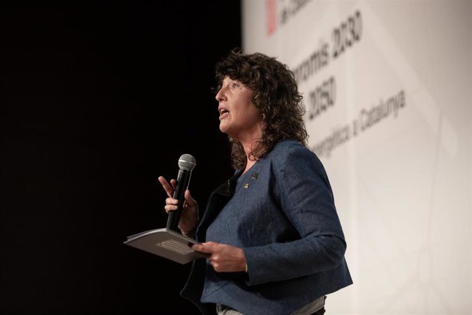 La consellera de Acción Climática, Teresa Jord, interviene en la conferencia Compromiso 2030, Horizonte 2050, en el edificio Imagina de Barcelona, a 20 de octubre de 2021, en Barcelona, Cataluña (España)