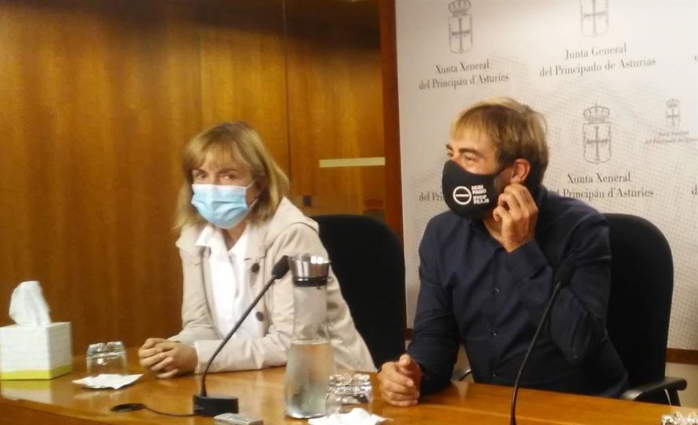 Covadonga Tomé y Daniel Ripa.