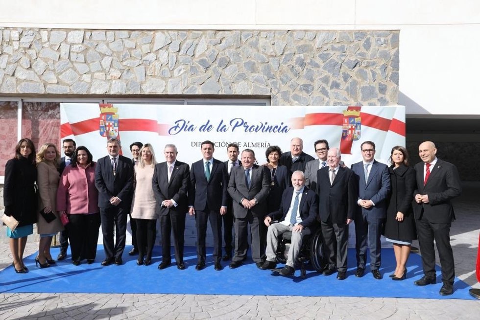 Archivo - Entrega de las medallas de la Diputación de Almería en 2019. 