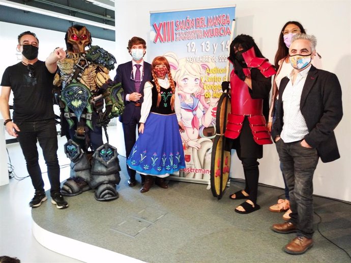 Presentación de la XIII edición del Salón del Manga y la Cultura Japonesa de Murcia Murcia se remanga