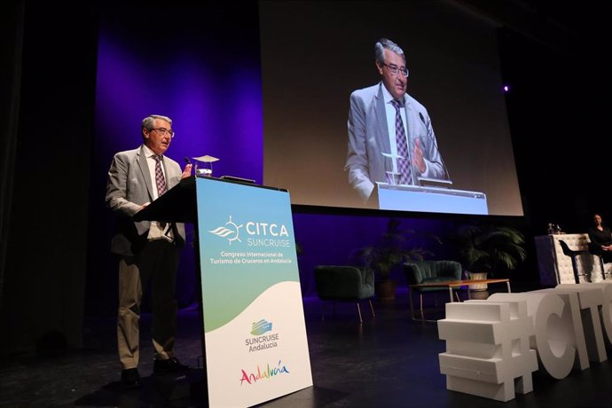 El presidente de la Diputación de Málaga y de Turismo Costa del Sol, Francisco Salado, en la inauguración de CITCA 2021