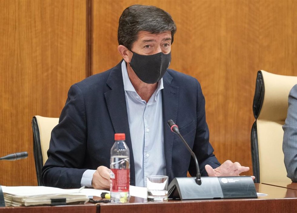El vicepresidente de la Junta de Andalucía y consejero de Turismo, Regeneración, Justicia y Administración Local, Juan Marín, comparece en la comisión de su competencia.