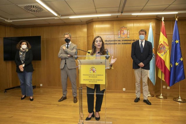 La alcaldesa de A Coruña, Inés Rey, ofrece declaraciones  tras una reunión en la Delegación del Gobierno en Galicia