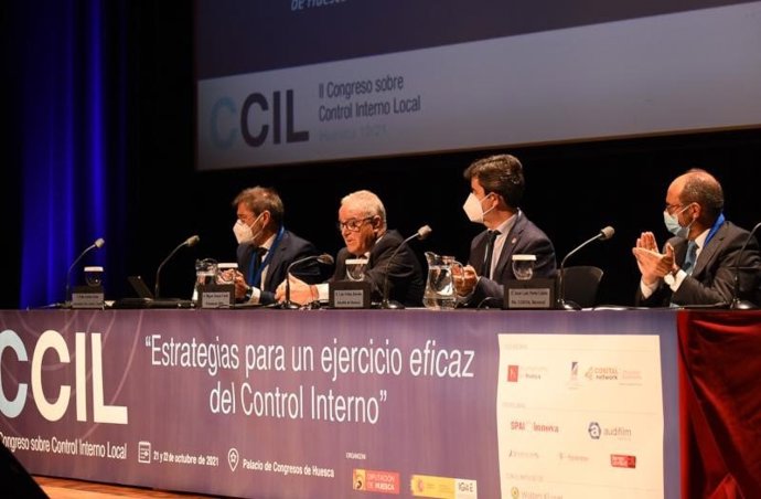 El presidente de la Diputación de Huesca (DPH), Miguel Gracia, ha participado en la inauguración del II Congreso de Control Interno