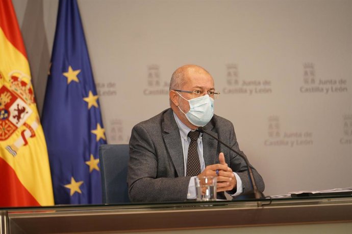 CVirus.- Igea defiende que medidas como la eliminación de mascarillas en patios escolares se adopten a nivel nacional