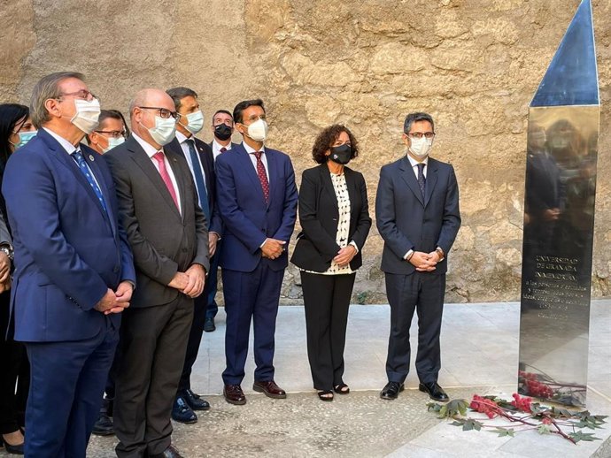 Acto de memoria democrática en la UGR