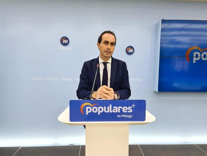 El vicesecretario y portavoz de Educación del PP en el Parlamento andaluz, Miguel Ángel Ruiz.