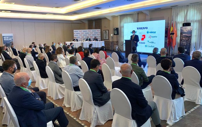 El consejero de Fomento e Infraestructuras, José Ramón Díez de Revenga, durante la clausura de la LXV Asamblea General de la FROET