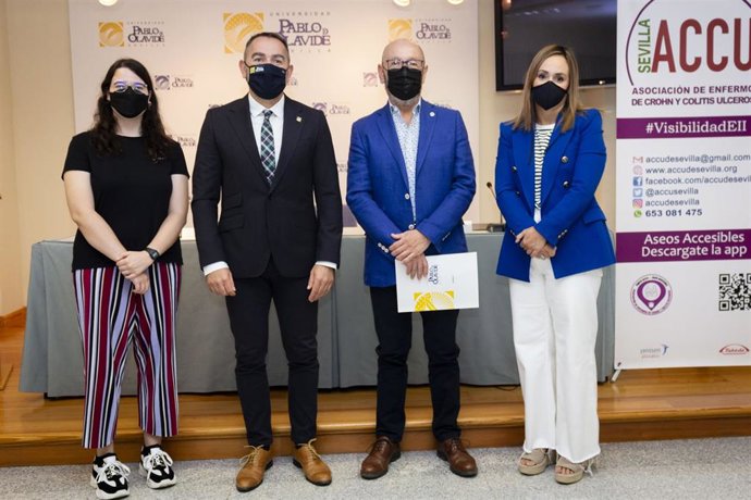 Convenio de colaboración entre la Pablo de Olavide y la Asociación de enfermos de Crohn y Colitis Ulcerosas.