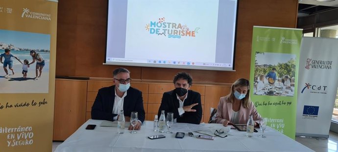 El secretario autonómico de Turisme, Francesc Colomer, presenta la III Mostra de Turisme de la Comunitat Valenciana.