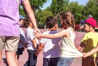 Galicia se abre a retirar la mascarilla en los recreos, pero lo condiciona a tener aval jurídico y sanitario