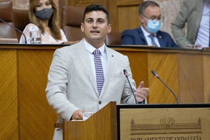 Archivo - El PP logra "el apoyo unánime" del Parlamento para ampliar la prestación por cuidado de menores enfermos más allá de la mayoría de edad