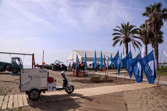 Archivo - Playa de Málaga capital