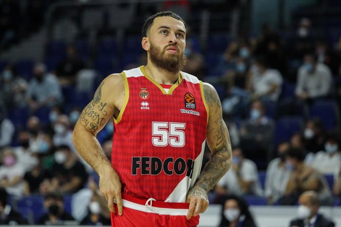 Mike James jugando con el Monaco
