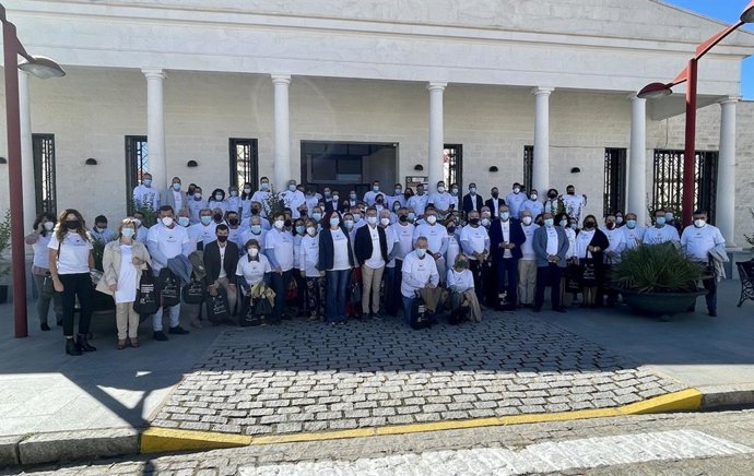 Los alcaldes de municipios de Córdoba, Sevilla, Badajoz y Ciudad Real que constituyeron la Plataforma 'Provincia 51' en Hinojosa del Duque.