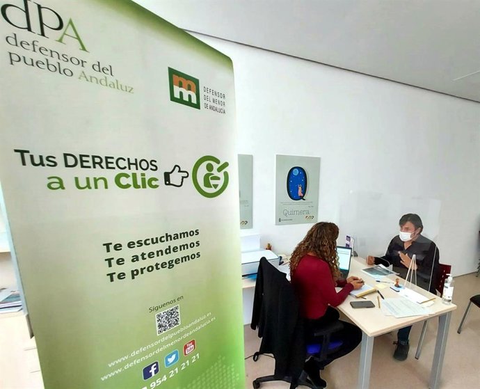 Presentación de una reclamación al Defensor para la vuelta del ferrocarril en la línea Guadix-Baza-Almanzora-Lorca