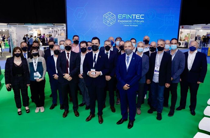 El conseller de Empresa y Trabajo de la Generalitat, Roger Torrent, durante la inauguración del salón Efintec