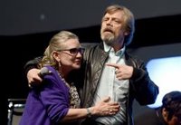 Mark Hamill celebra el cumpleaños de Carrie Fisher con una divertida y tierna imagen del rodaje de Star Wars
