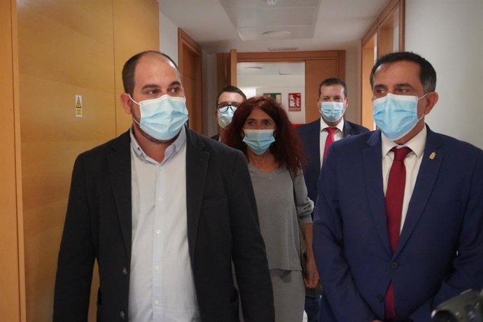 Los alcaldes de Los Alcázares y de Murcia, en la Asamblea