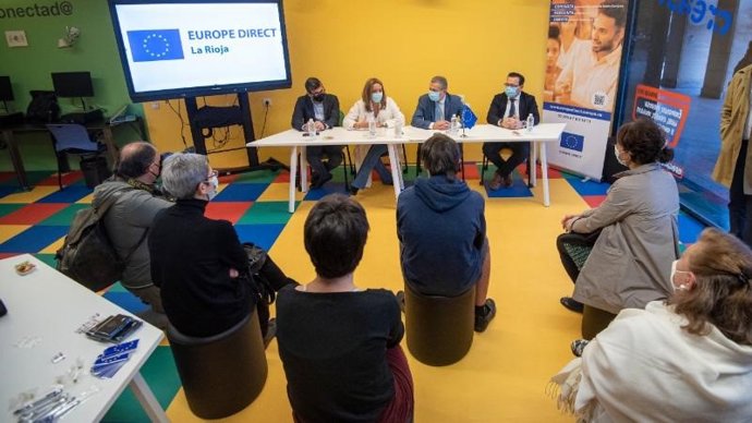 Inaugurado en el IRJ el espacio Europe Direct, un lugar de información y consulta sobre la Unión Europea