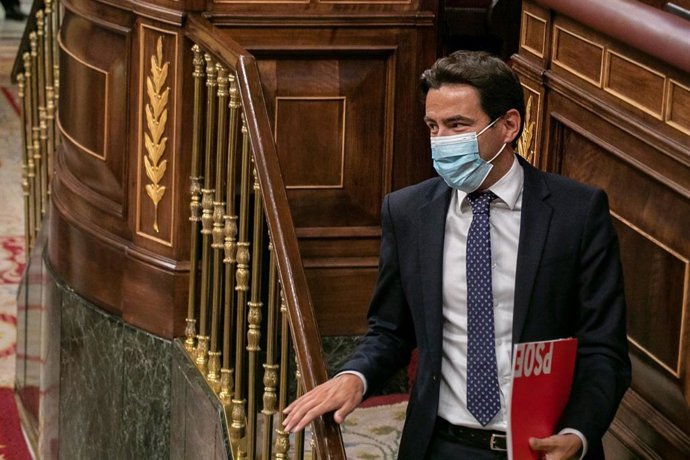 Archivo - Pedro Casares, diputado nacional del PSOE por Cantabria