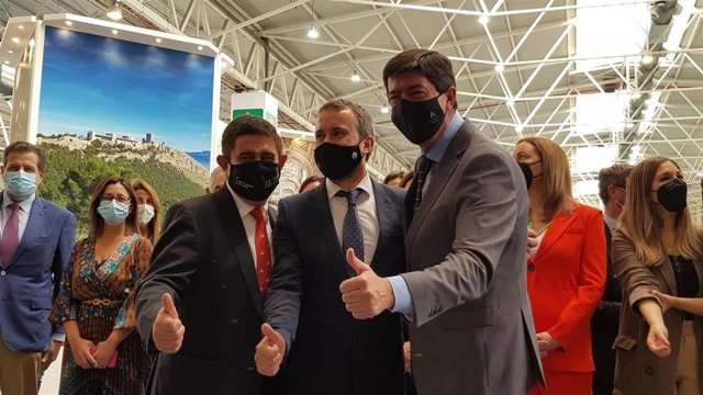 Inauguración de tierra Adentro