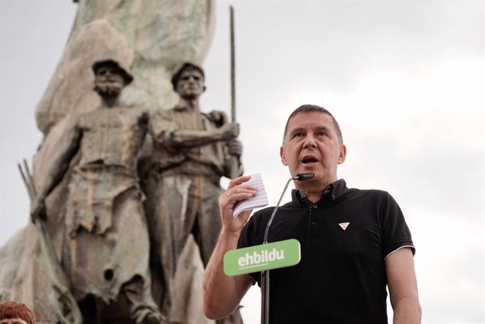 Archivo - El coordinador de EH Bildu, Arnaldo Otegi, en un acto en Portugalete (Bizkaia)