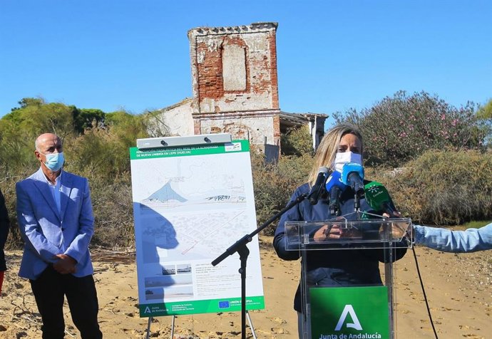 La consejera de Fomento, Infraestructuras y Ordenación del Territorio, Marifrán Carazo.
