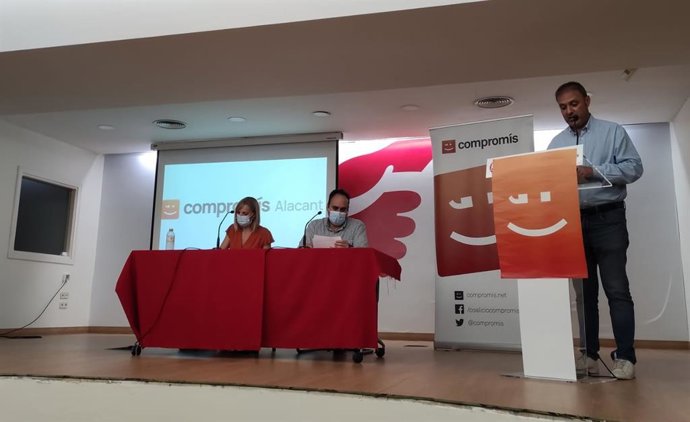 Compromís per Alacant ha celebrado su Asamblea para la elección de la nueva Ejecutiva local. En esta Asamblea se ha presentado una candidatura encabezada por Natxo Bellido como secretario local y que ha recibido el 95% de apoyo por parte de la militancia
