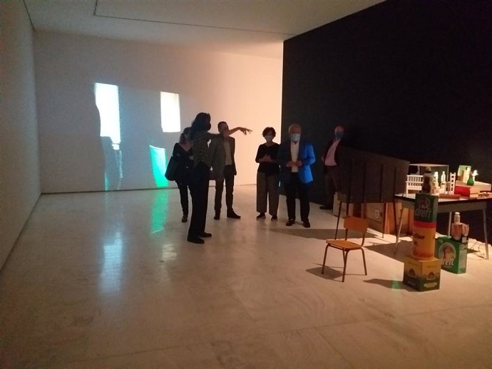 El Museo de Arte Contemporáneo de Alicante presenta la exposición "Desprogramar el drama", de Eullia Valldosera.