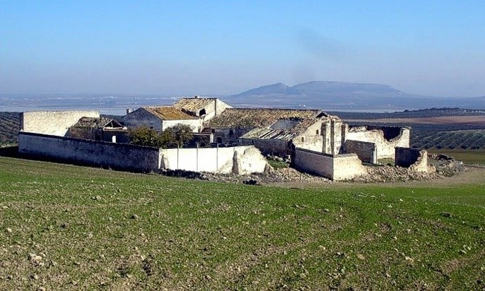 Imagen de la mezquita de Campillos, del siglo IX y BIC desde 2008 que está en malas condiciones