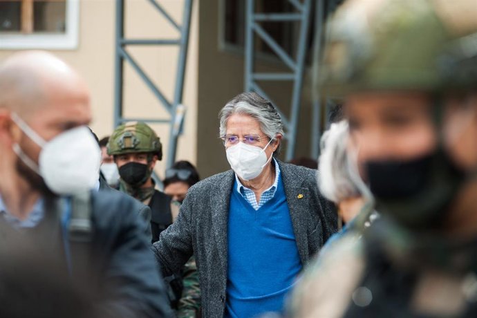 Archivo - El presidente de Ecuador, Guillermo Lasso, en el centro de la imagen. 