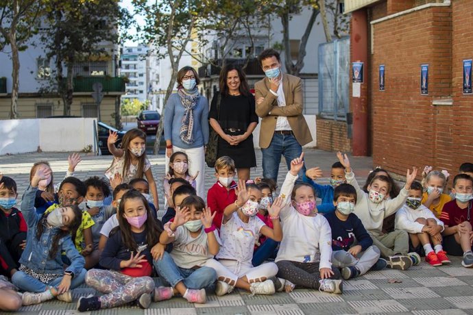 Escolares de Huelva celebran el Día Internacional de las Bibliotecas.